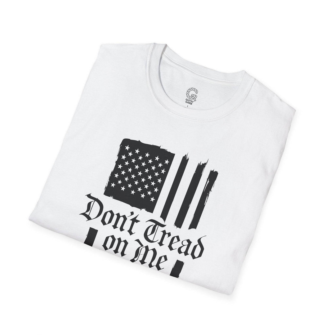 Don't Tread on Me Shirt - Bold Patriotic Tee - Gutsy Garb